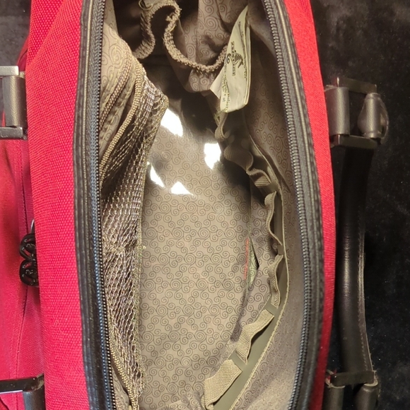 Elegant Red Tote Bag - Picture 5 of 9